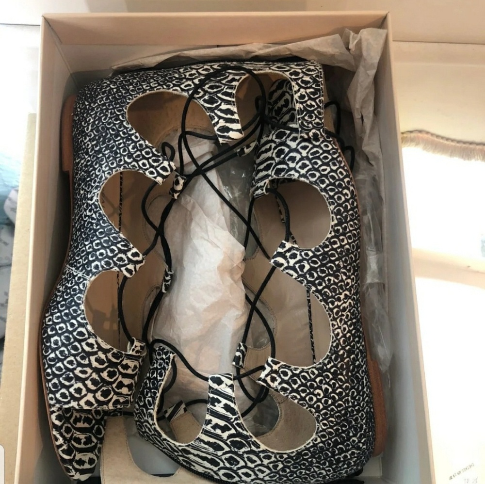 Almost new loeffler Randall size 10